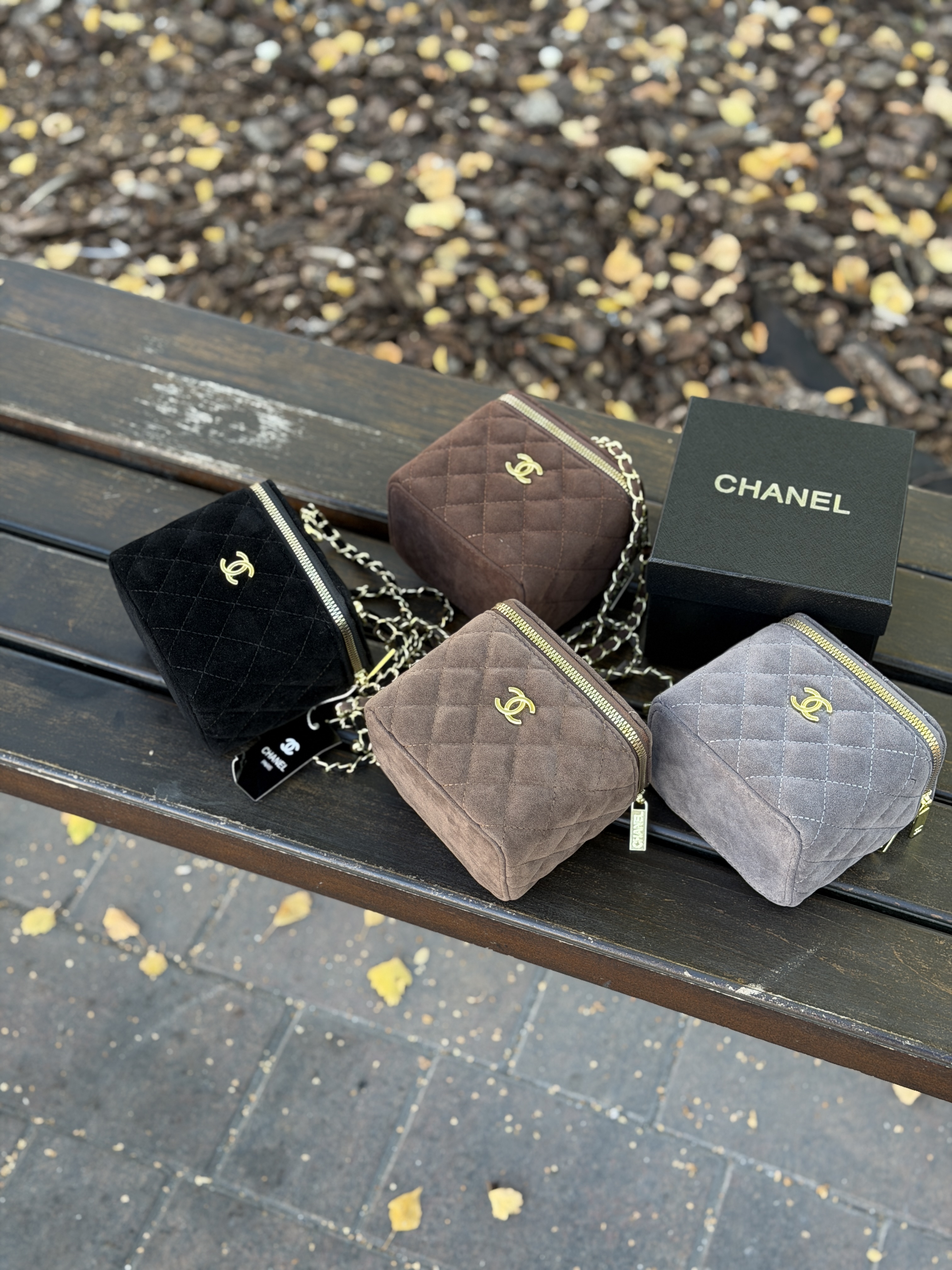 Сумка " Chanel " замш з коробкою