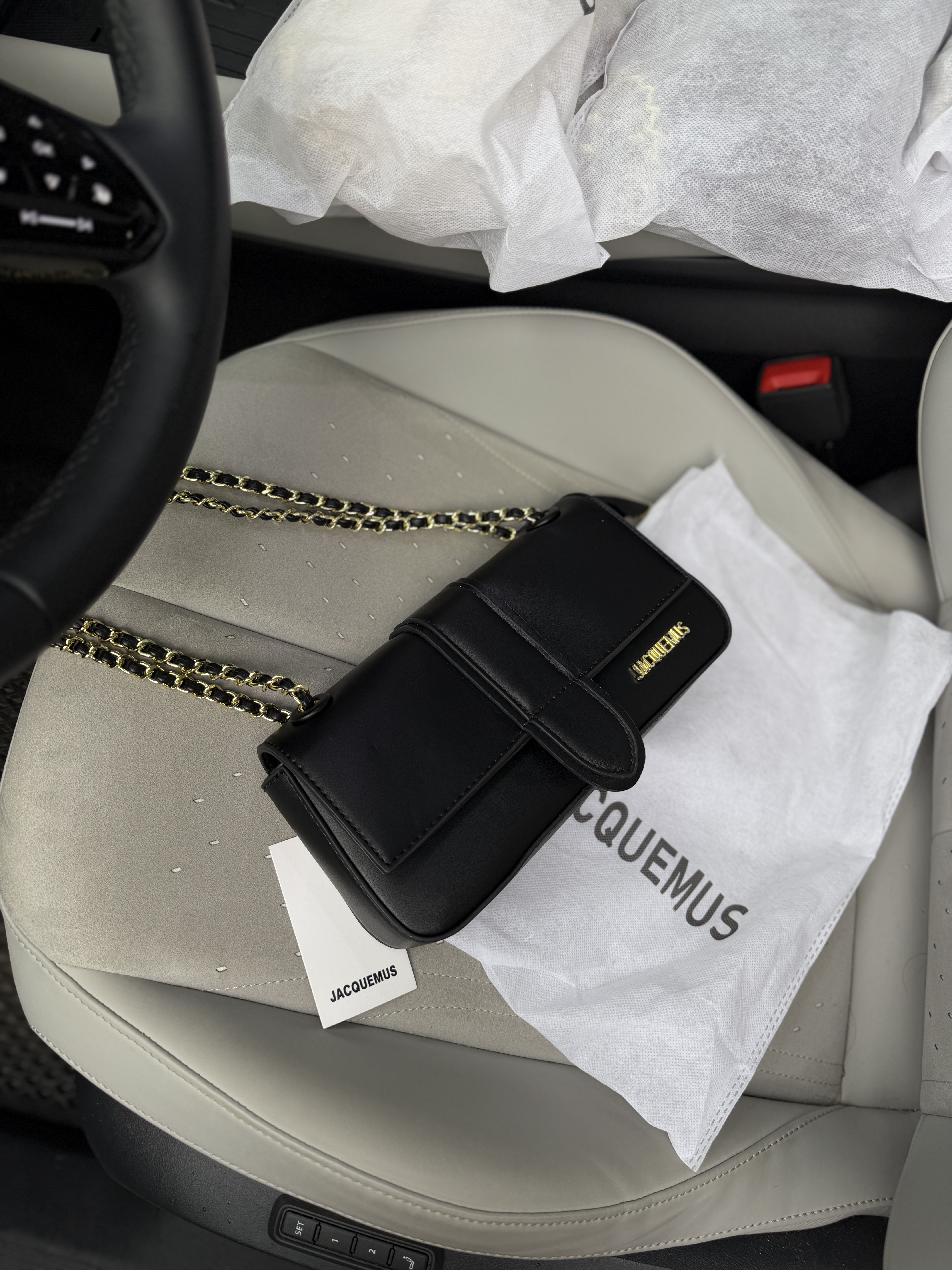 Сумка " Jacquemus " широка