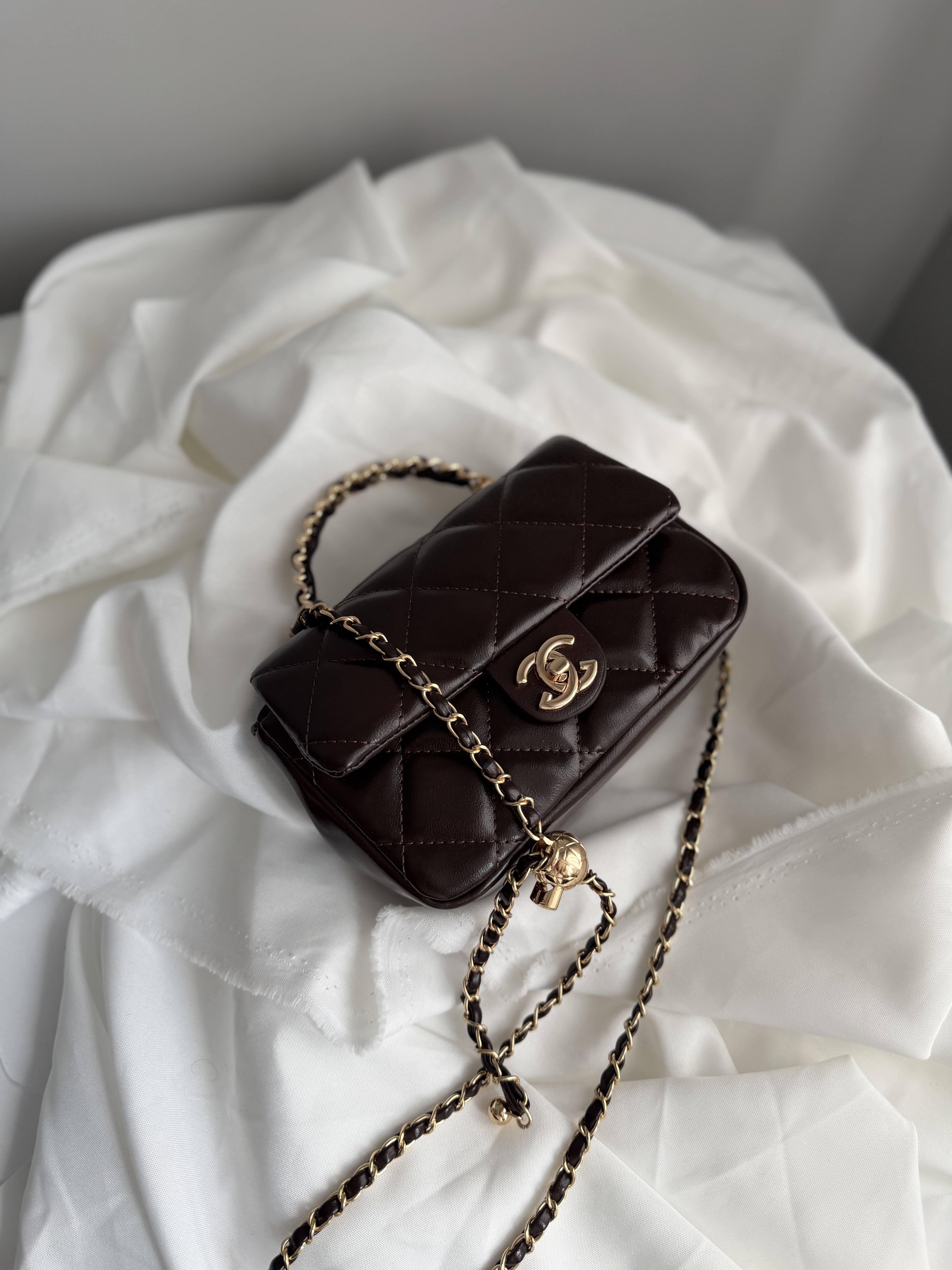 Сумка " Chanel " шоколадна